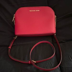 New Michael Kors crossbody purse no tags